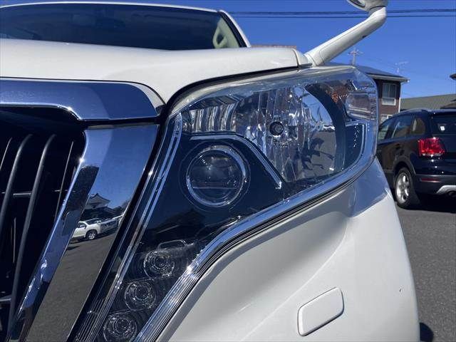 TOYOTA LANDCRUISER PRADO 2016 Image 31