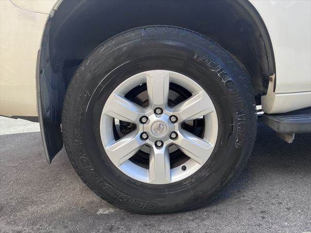 TOYOTA LANDCRUISER PRADO 2016 Image 31