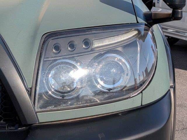 TOYOTA HILUXSURF WAGON 4WD 2002 Image 31