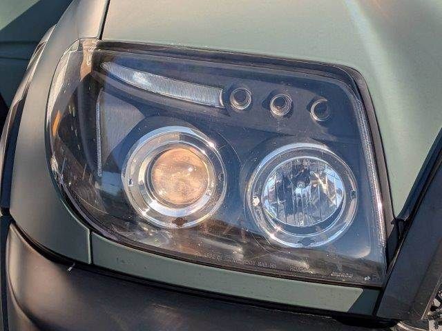 TOYOTA HILUXSURF WAGON 4WD 2002 Image 31