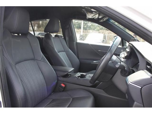 TOYOTA HARRIER HYBRID 2023 Image 31