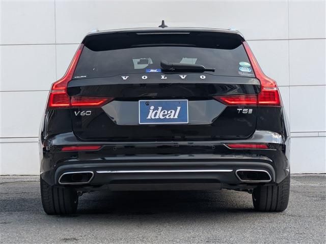 VOLVO V60 2019 Image 31