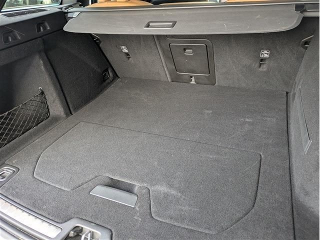 VOLVO V60 2019 Image 31