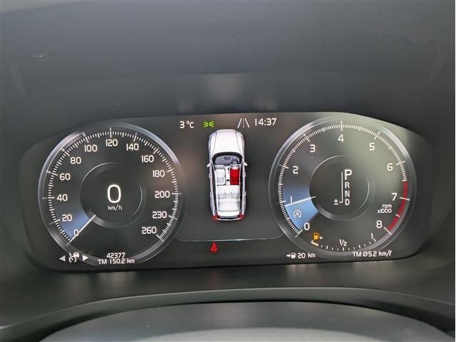 VOLVO V60 2019 Image 31