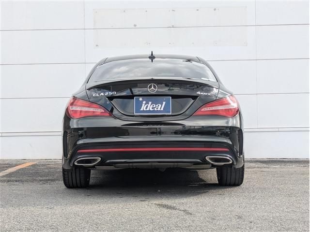 MERCEDES BENZ CLA CL 2018 Image 31