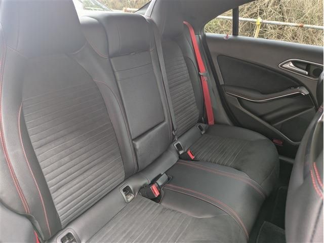 MERCEDES BENZ CLA CL 2018 Image 31