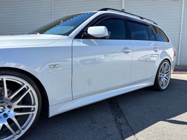 BMW 5SERIES TOURING 2009 Image 31