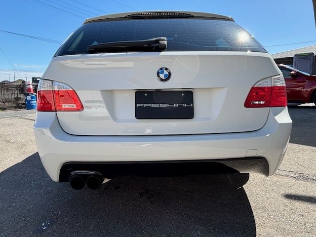 BMW 5SERIES TOURING 2009 Image 31