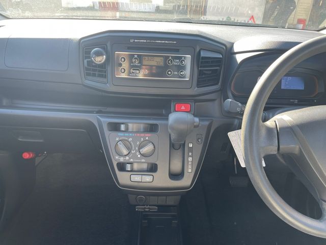 TOYOTA PIXIS EPOCH 2020 Image 31