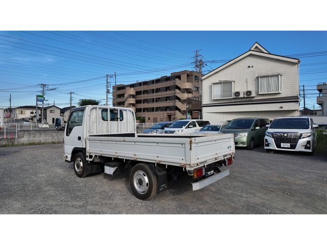 ISUZU ELF 2012 Image 31
