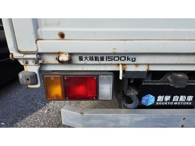 ISUZU ELF 2012 Image 31
