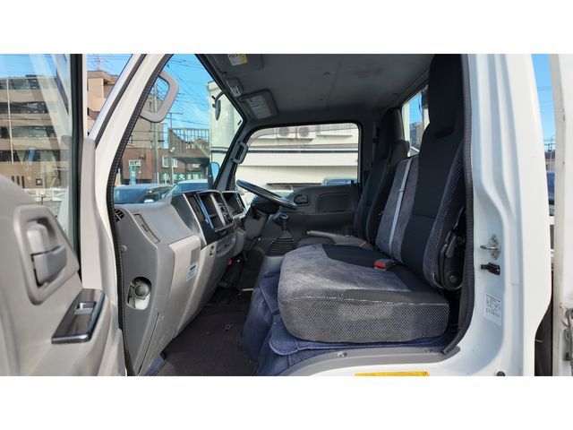 ISUZU ELF 2012 Image 31