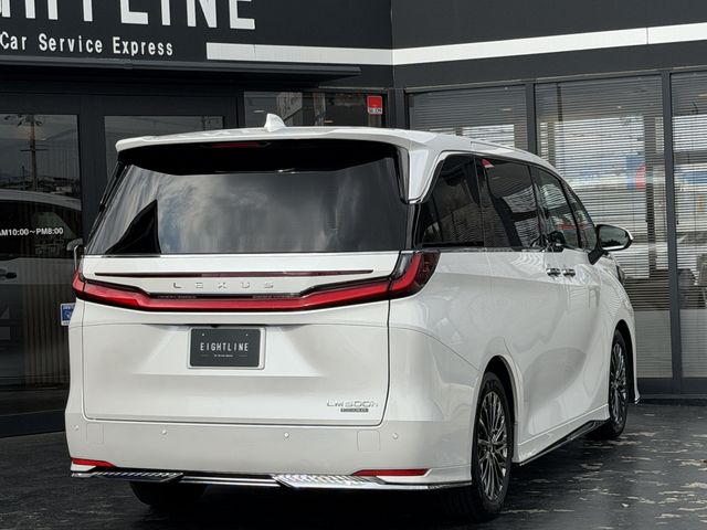 TOYOTA LEXUS LM500H 2024 Image 31