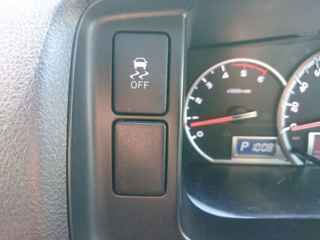 TOYOTA HIACE VAN 2WD 2020 Image 31