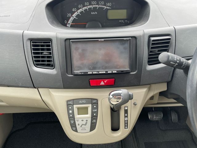 DAIHATSU MOVE 2011 Image 31