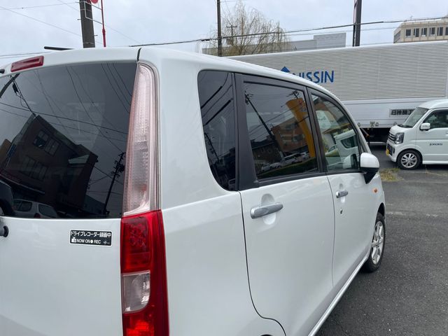 DAIHATSU MOVE 2011 Image 31