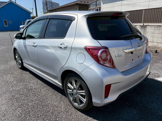 TOYOTA VITZ 2012 Image 31