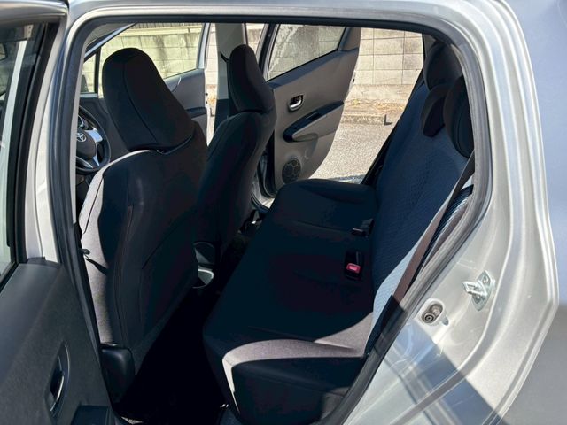 TOYOTA VITZ 2012 Image 31