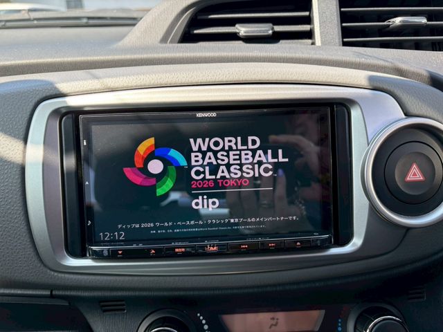 TOYOTA VITZ 2012 Image 31