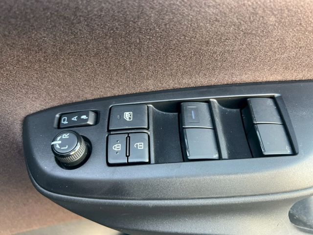 TOYOTA YARIS CROSS HYBRID 2021 Image 31