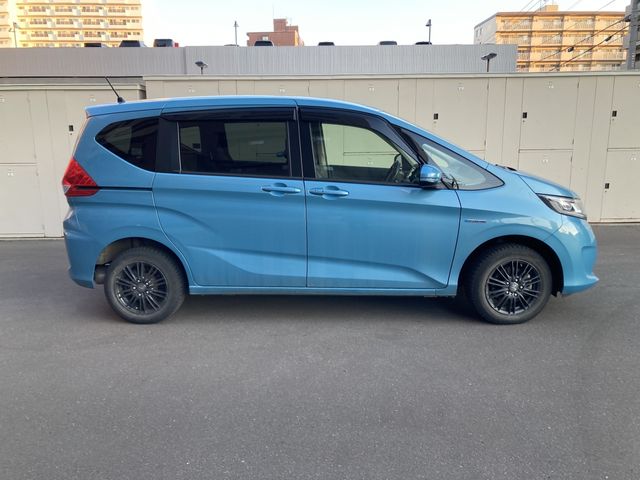 HONDA FREED PLUS HYBRID 4W 2017 Image 31