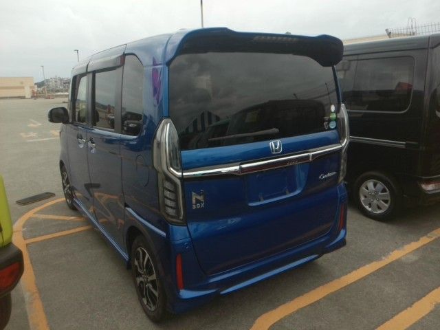 HONDA N BOX CUSTOM 2018 Image 31