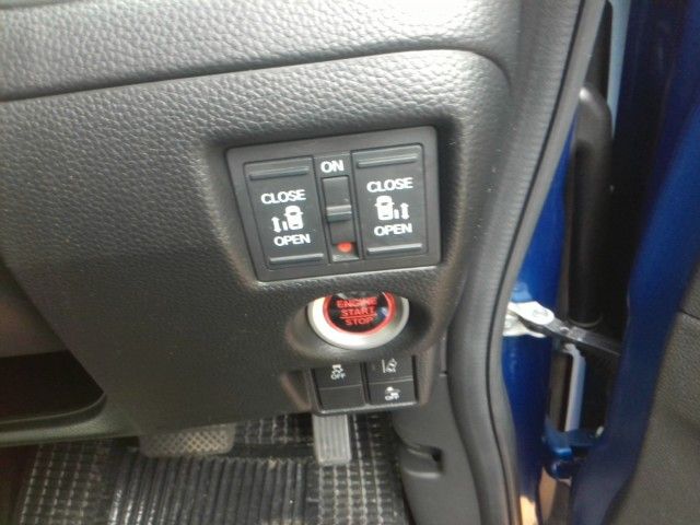 HONDA N BOX CUSTOM 2018 Image 31