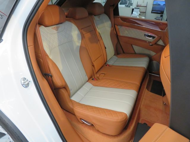 BENTLEY BENTAYGA 2019 Image 31