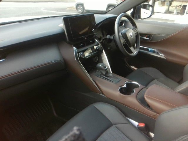 TOYOTA HARRIER 2WD 2024 Image 31