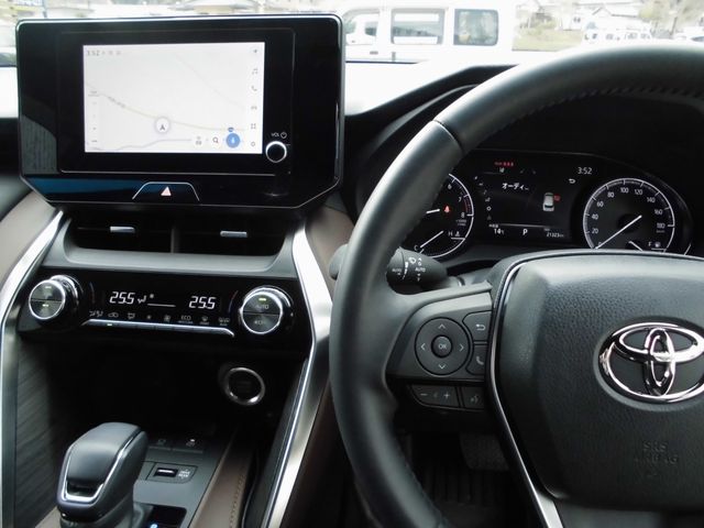 TOYOTA HARRIER 2WD 2024 Image 31