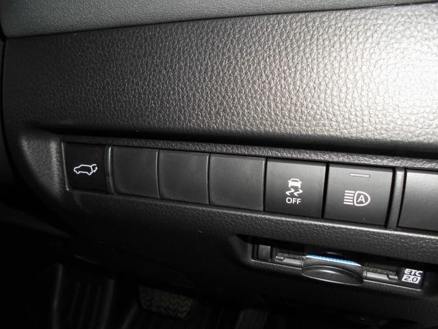 TOYOTA HARRIER 2WD 2024 Image 31