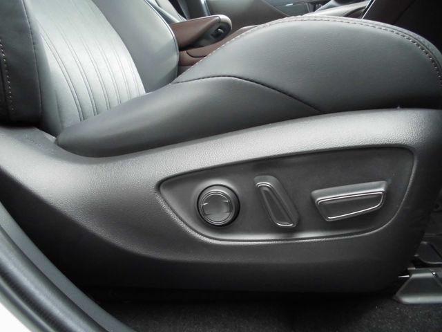 TOYOTA HARRIER 2WD 2024 Image 31