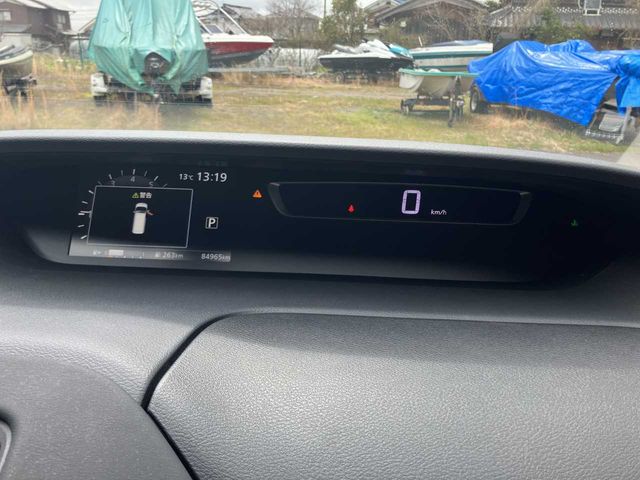 NISSAN SERENA  S-HYBRID 2017 Image 31