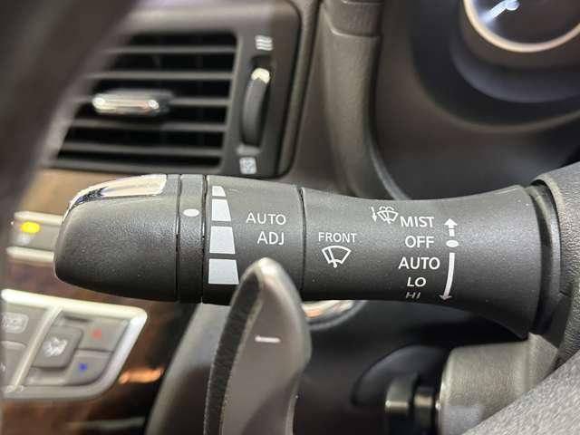 NISSAN FUGA 2011 Image 31