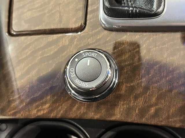 NISSAN FUGA 2011 Image 31