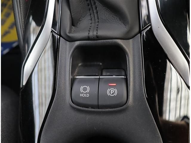 TOYOTA COROLLA SPORT HYBRID 2019 Image 31