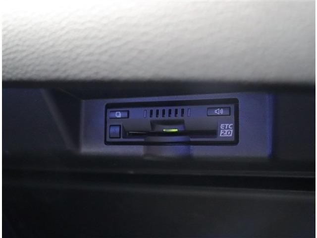 TOYOTA HARRIER 4WD 2017 Image 31