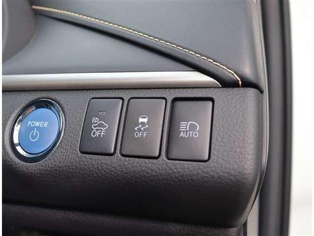 TOYOTA HARRIER 4WD 2017 Image 31