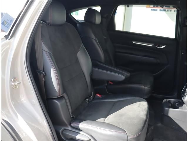 MAZDA CX-8 2023 Image 31