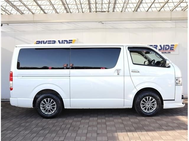 TOYOTA HIACE VAN 2WD 2018 Image 31