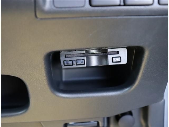 DAIHATSU CAST SPORT 2018 Image 31