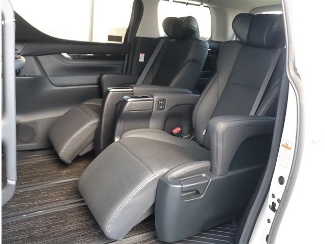 TOYOTA ALPHARD 2021 Image 31