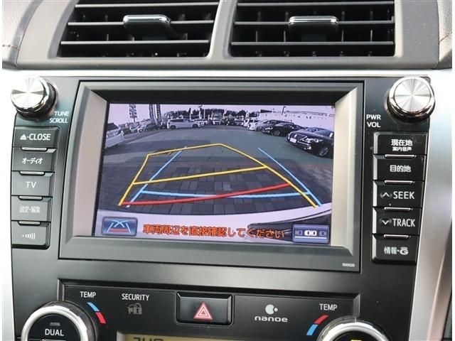 TOYOTA CAMRY HYBRID 2012 Image 31