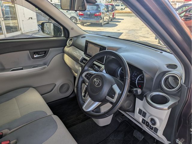 TOYOTA PIXIS JOY 2016 Image 31