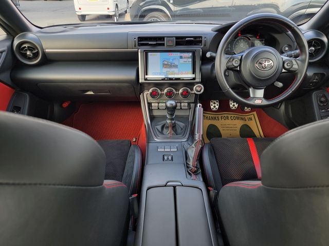 TOYOTA GR86 2021 Image 31