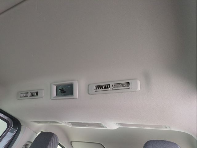 NISSAN NV350 CARAVAN 2020 Image 31