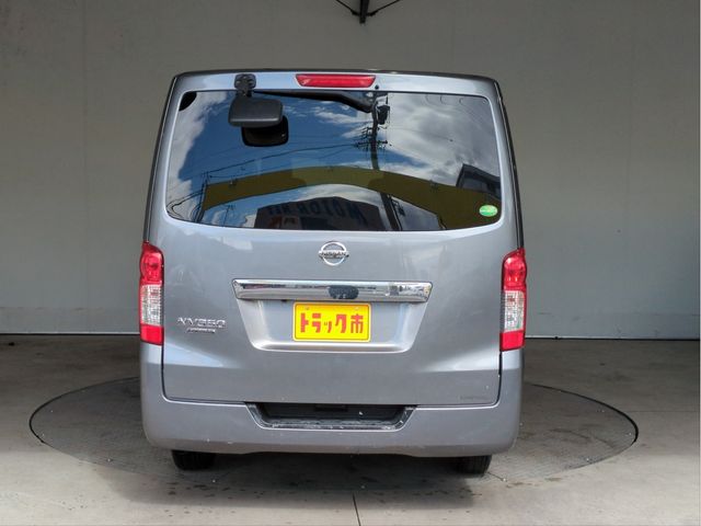 NISSAN NV350 CARAVAN 2020 Image 31