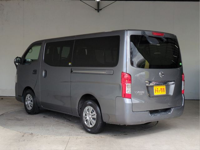 NISSAN NV350 CARAVAN 2020 Image 31