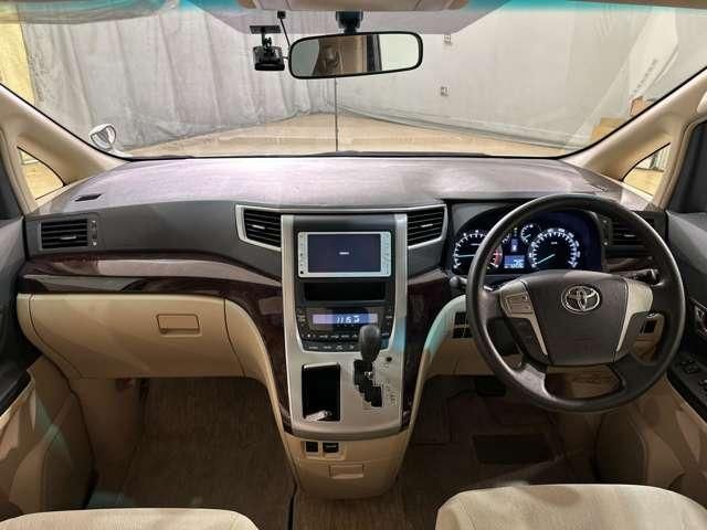 TOYOTA ALPHARD 2013 Image 31