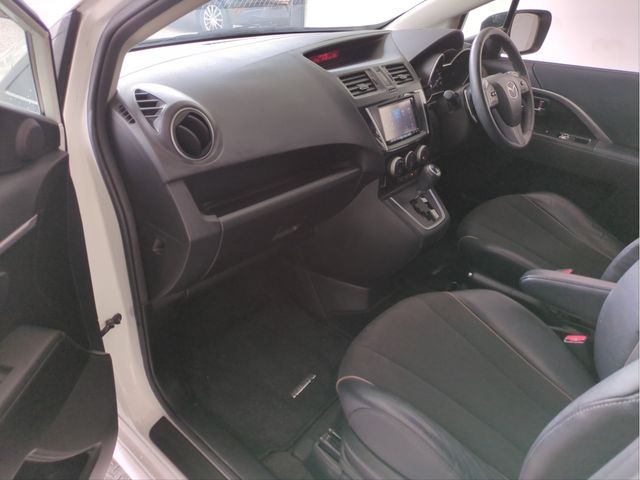 MAZDA PREMACY 2013 Image 31